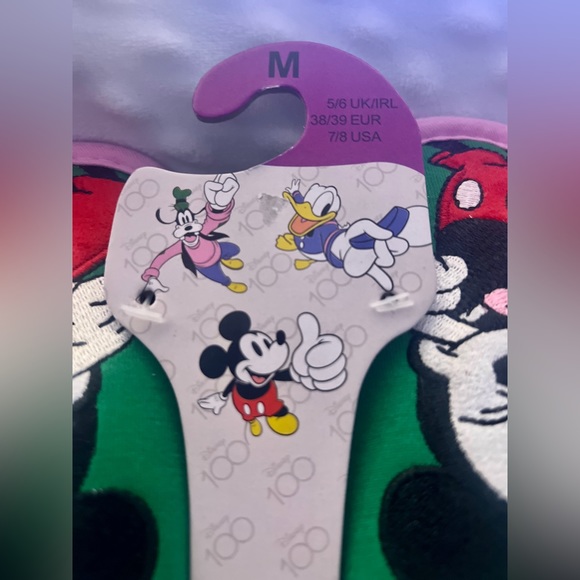 NWT- Mickey Mouse Women’s Slippers. Pink & Green Size 7/8 - Picture 5 of 7
